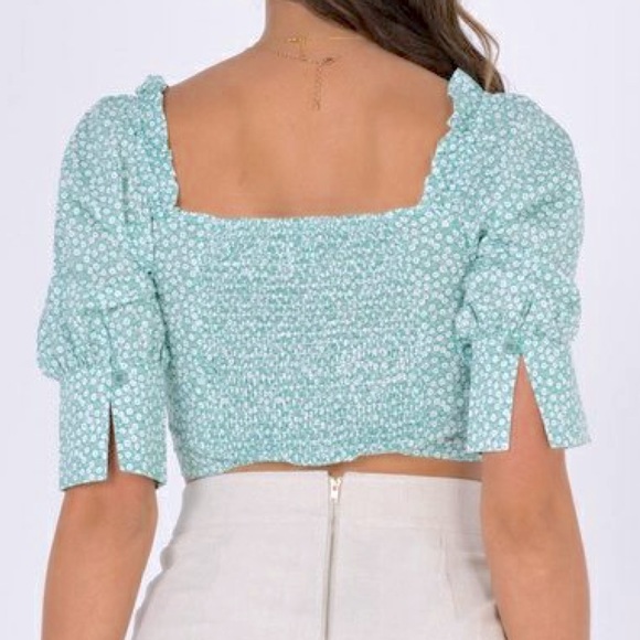 Abercrombie & Fitch - Pastel Button Up Corset Crop w Puff Sleeve - Picture 7 of 7